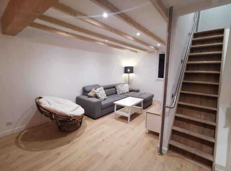 {st Fee Sur Les Toits} * Plein Centre * Clim Apartment Marseilles